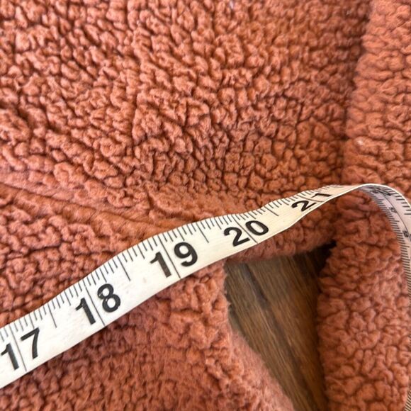 Old Navy burnt orange Sherpa crewneck sweater small - Picture 7 of 9